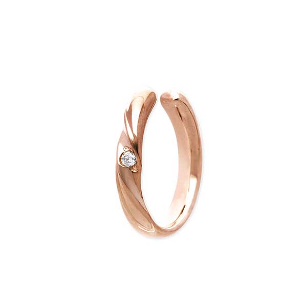 THE KISS シルバーイヤーカフ