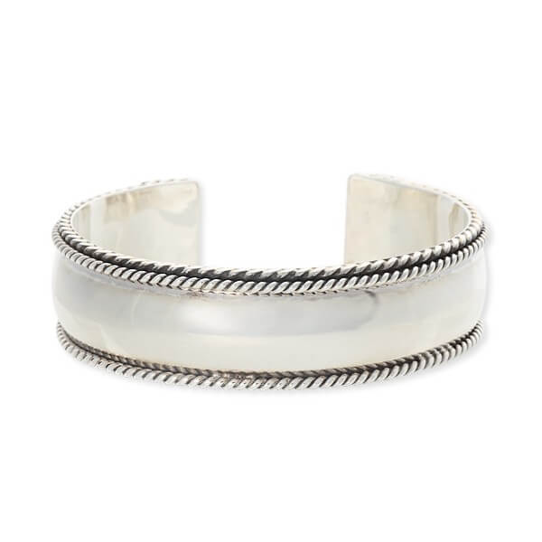 Velvet Lounge シルバーバングル