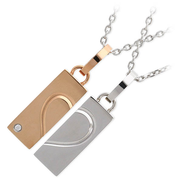 vie ペアステンレスネックレス