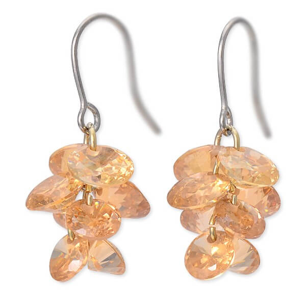 Rosso チタンフックピアス