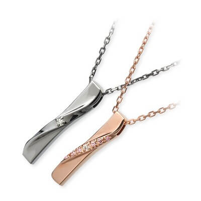 THE KISS シルバーペアネックレス