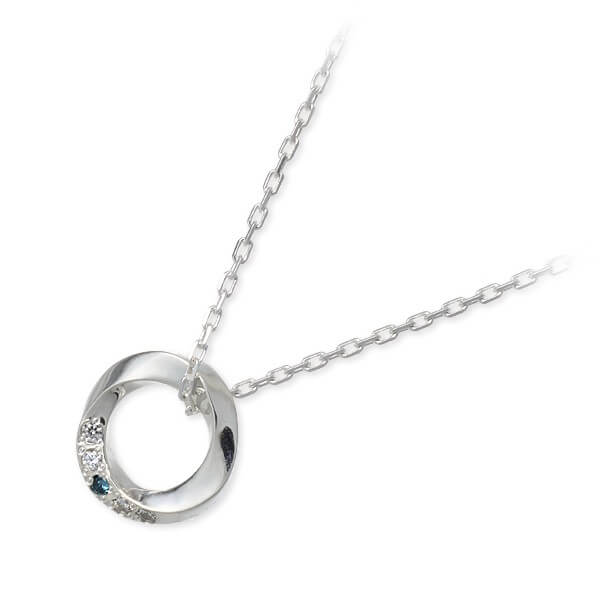 THE KISS シルバーネックレス