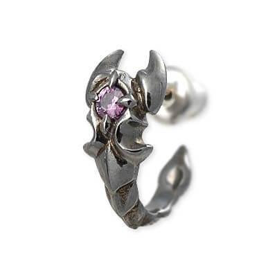 Bizarre シルバースタッドピアス(片耳用)