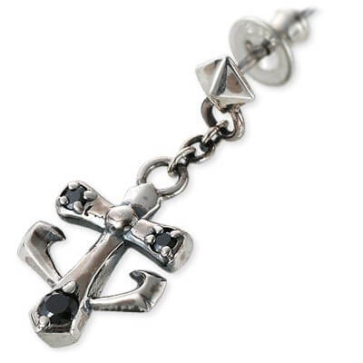 SAINTS シルバースタッドピアス(片耳用)