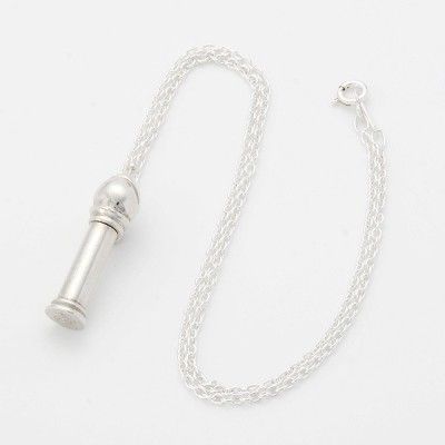 シルバーネックレス