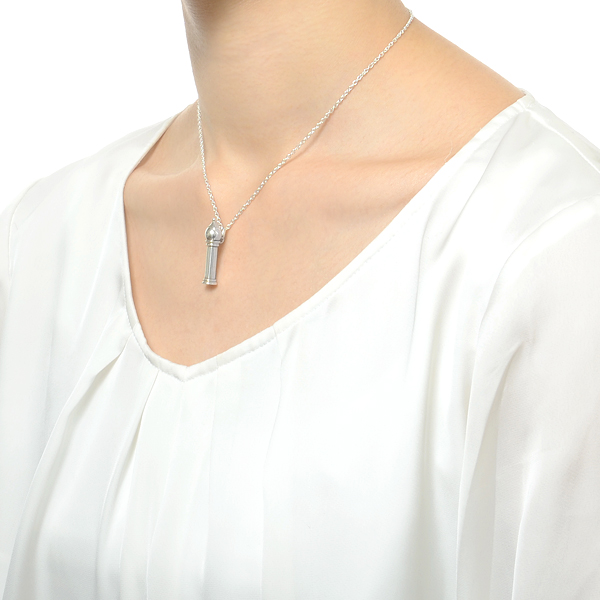 シルバーネックレス