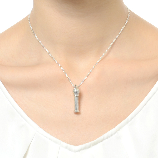 シルバーネックレス