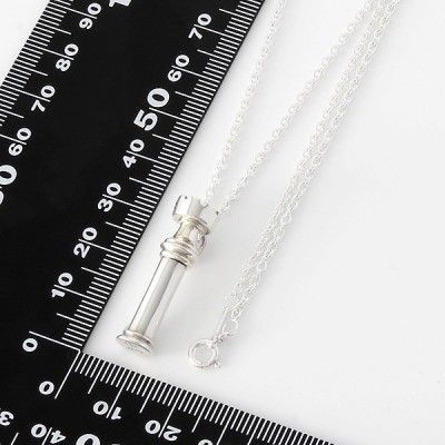 シルバーネックレス