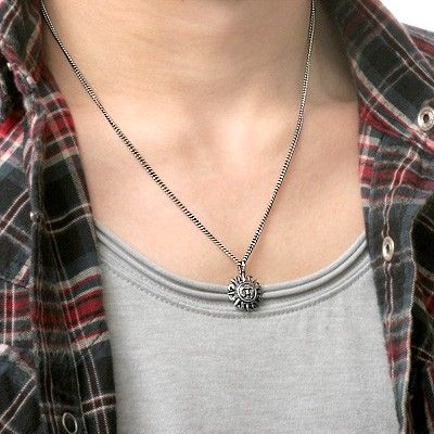 シルバーネックレス