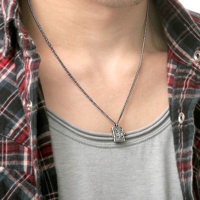 シルバーネックレス