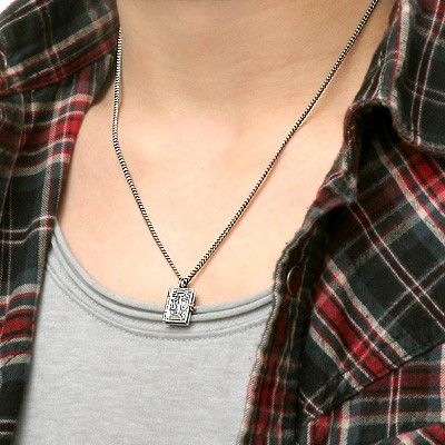 シルバーネックレス