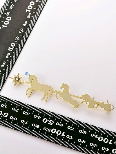 ブラスブローチ