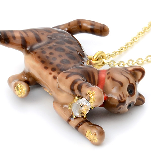 キャット ブラウン ブラスネックレス