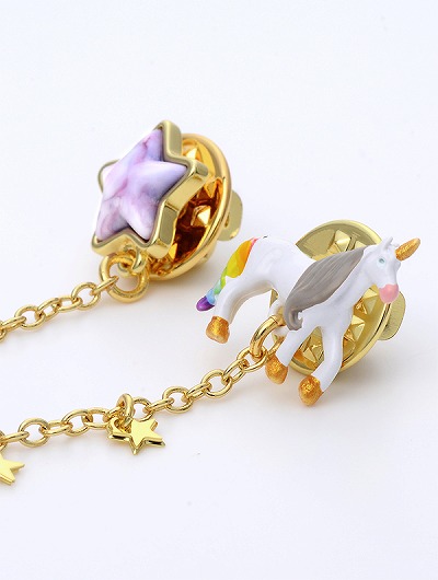 ブラスブローチ