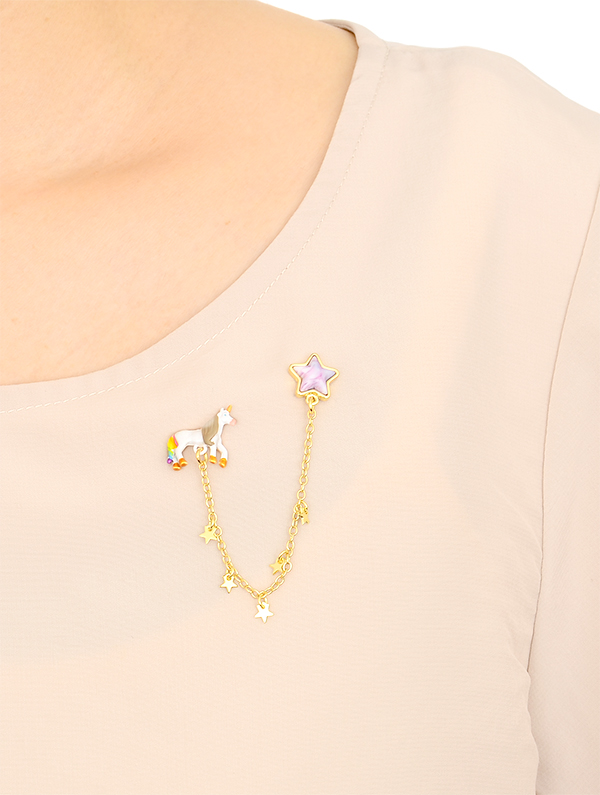 ブラスブローチ