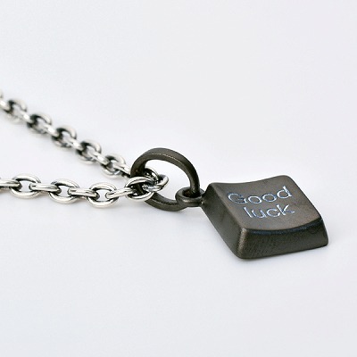 シルバーネックレス