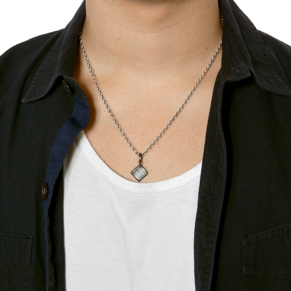 シルバーネックレス