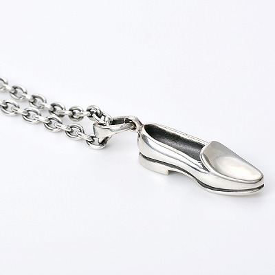 シルバーネックレス