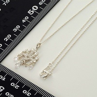 シルバーネックレス