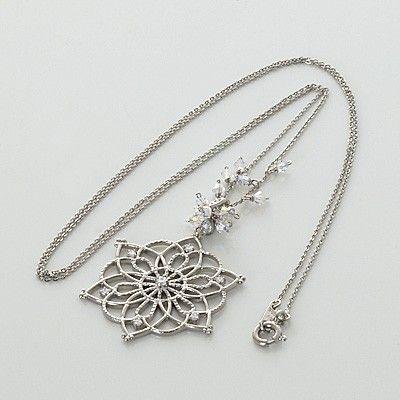 シルバーネックレス