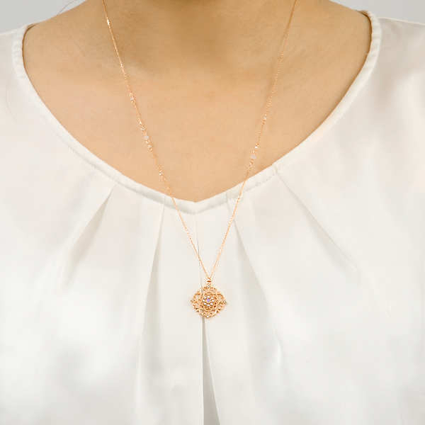 シルバーネックレス