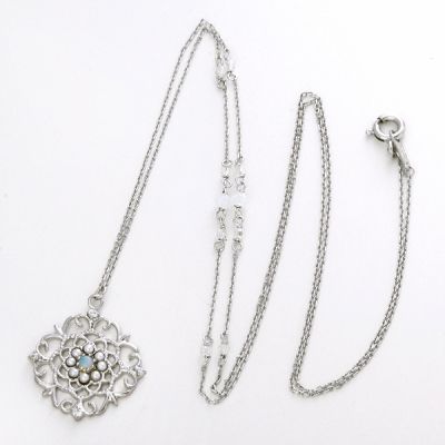 シルバーネックレス