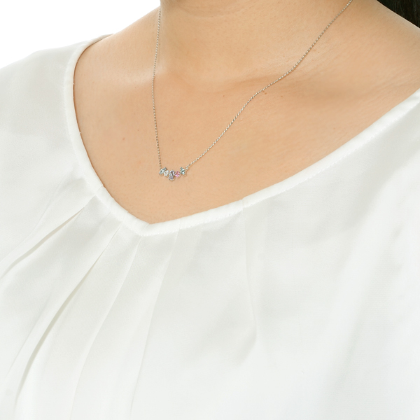 シルバーネックレス