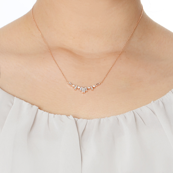 シルバーネックレス