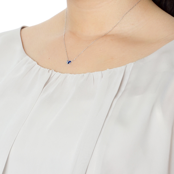 シルバーネックレス