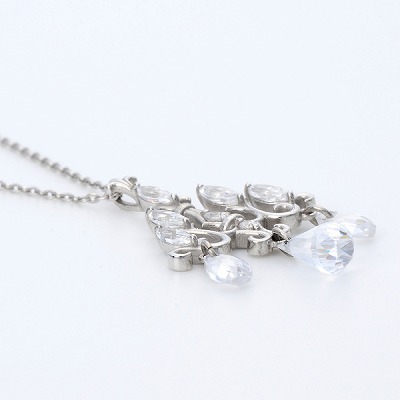 シルバーネックレス