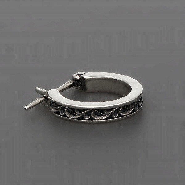 シルバーピアス