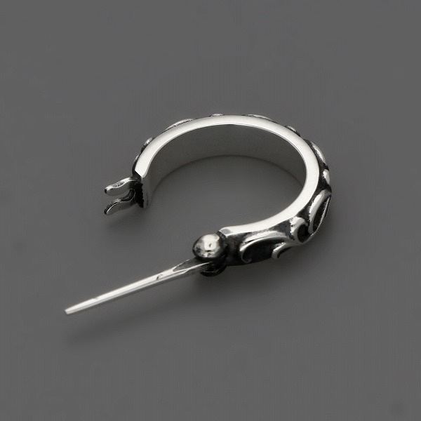 シルバーピアス