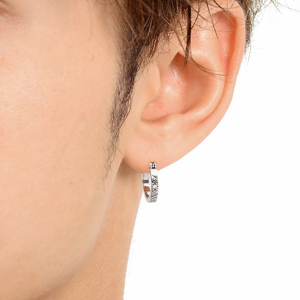 シルバーピアス