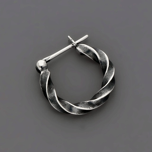 シルバーピアス