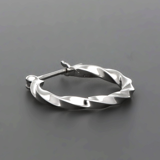 シルバーピアス