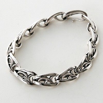 シルバーブレスレット