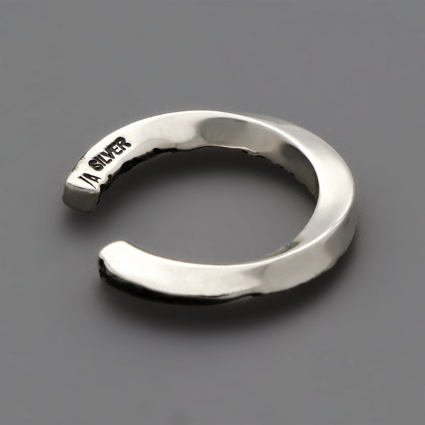 シルバーイヤーカフ