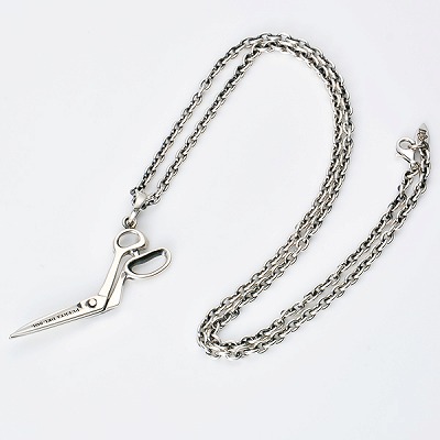 シルバーネックレス