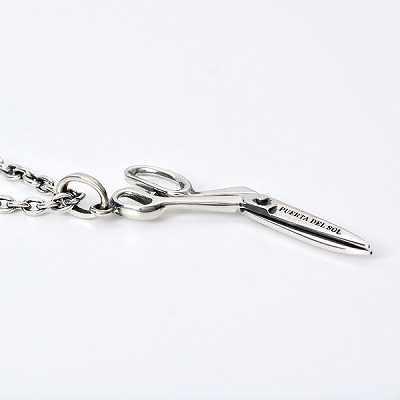 シルバーネックレス