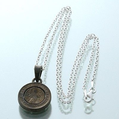 シルバーネックレス