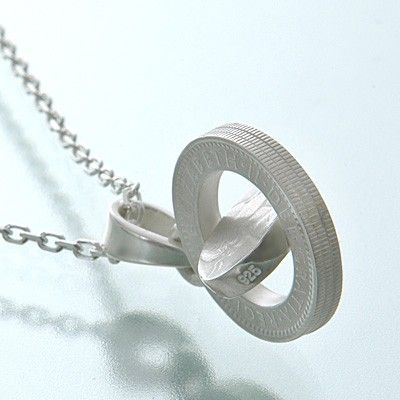 シルバーネックレス