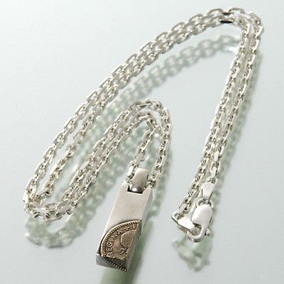 シルバーネックレス