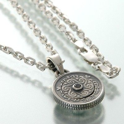 シルバーネックレス