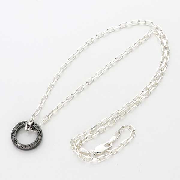 シルバーネックレス