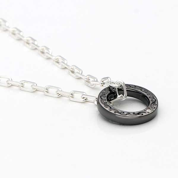 シルバーネックレス