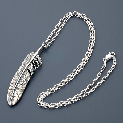 シルバーネックレス