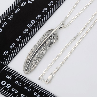 シルバーネックレス