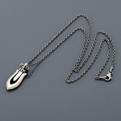 シルバーネックレス