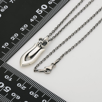 シルバーネックレス