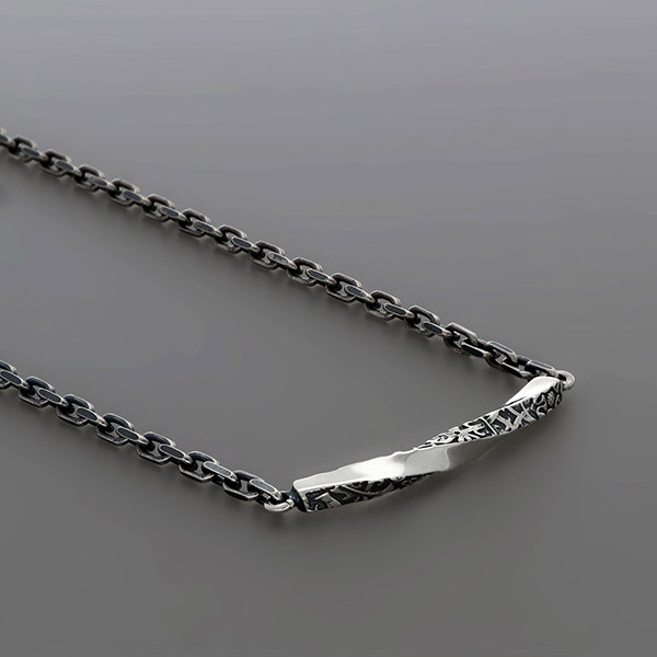 シルバーネックレス